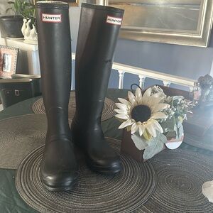 Women Hunter black boots